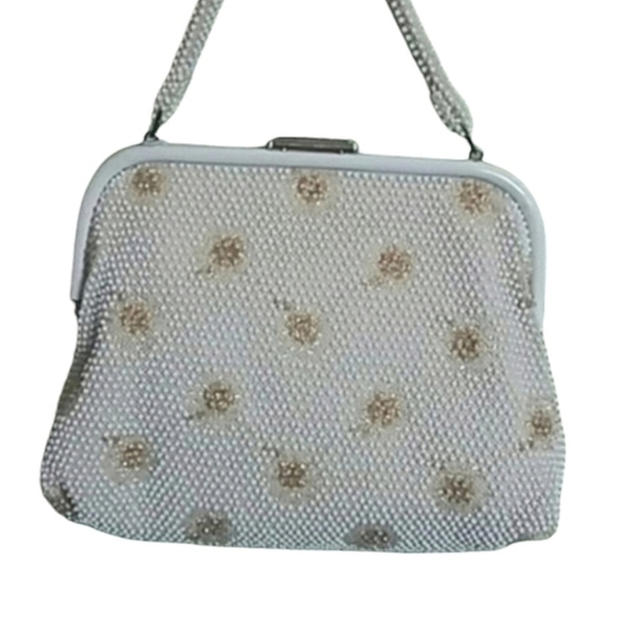 Vintage Beaded Handbag 1960's Cream and Gold Beaded Top Handle Bag Rever… - Picture 11 of 12